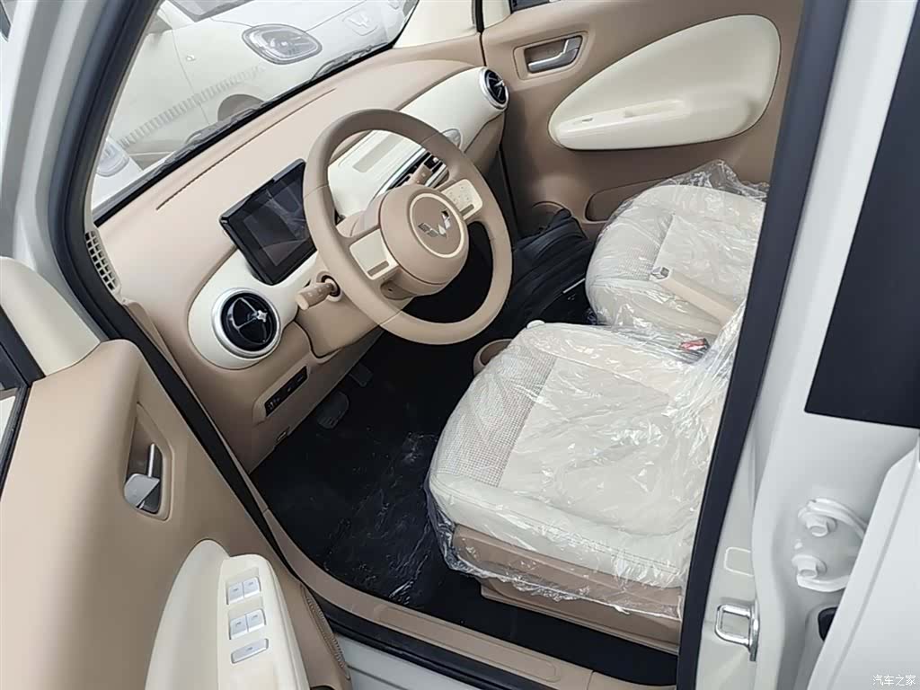 Wuling MINIEV, 2026 15