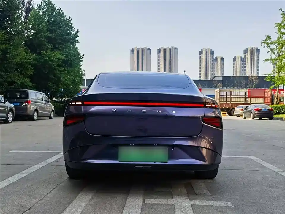 XPENG P7