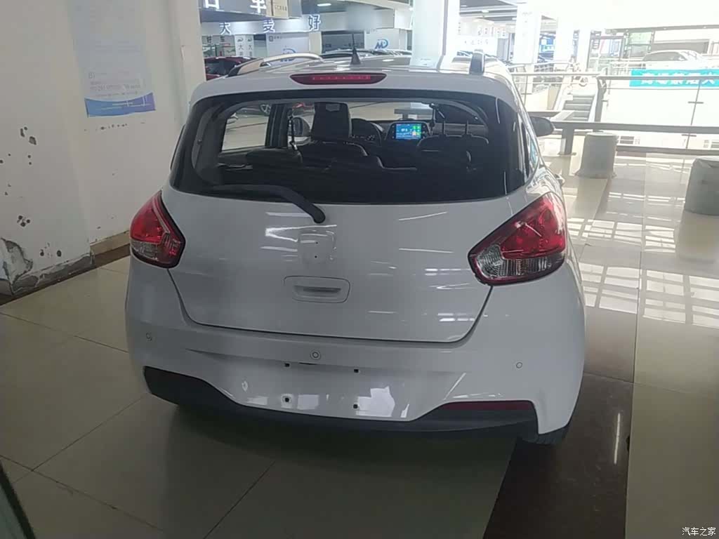 Wuling 310, 2018 6