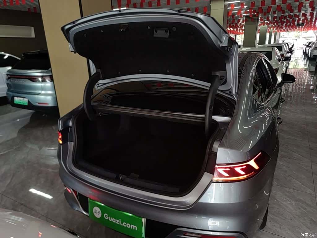 BYD Qin, 2022 19