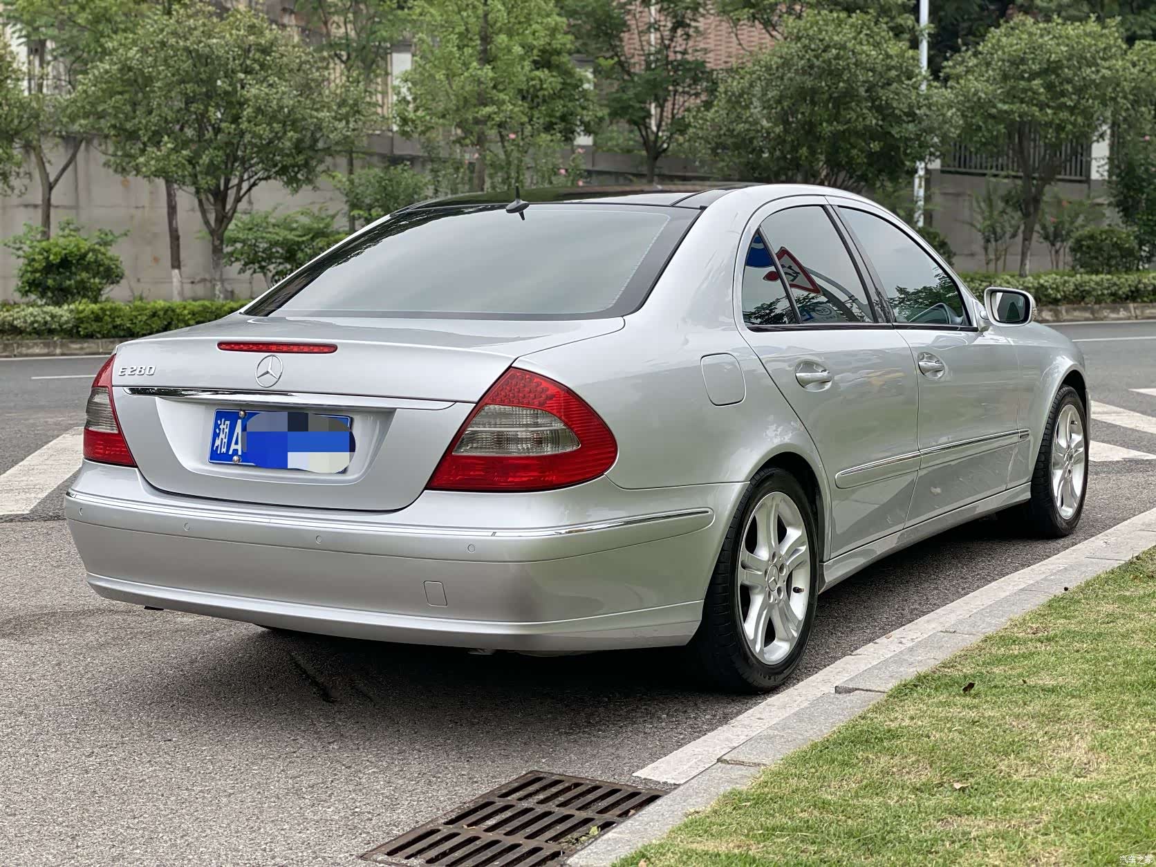 Mercedes-Benz E-Class, 2007 7