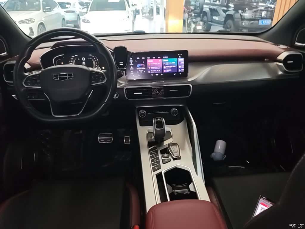 Geely Coolray, 2021 10