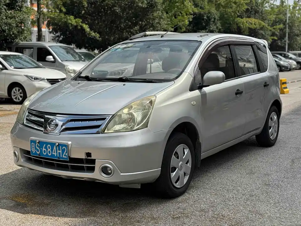 Nissan Liwei