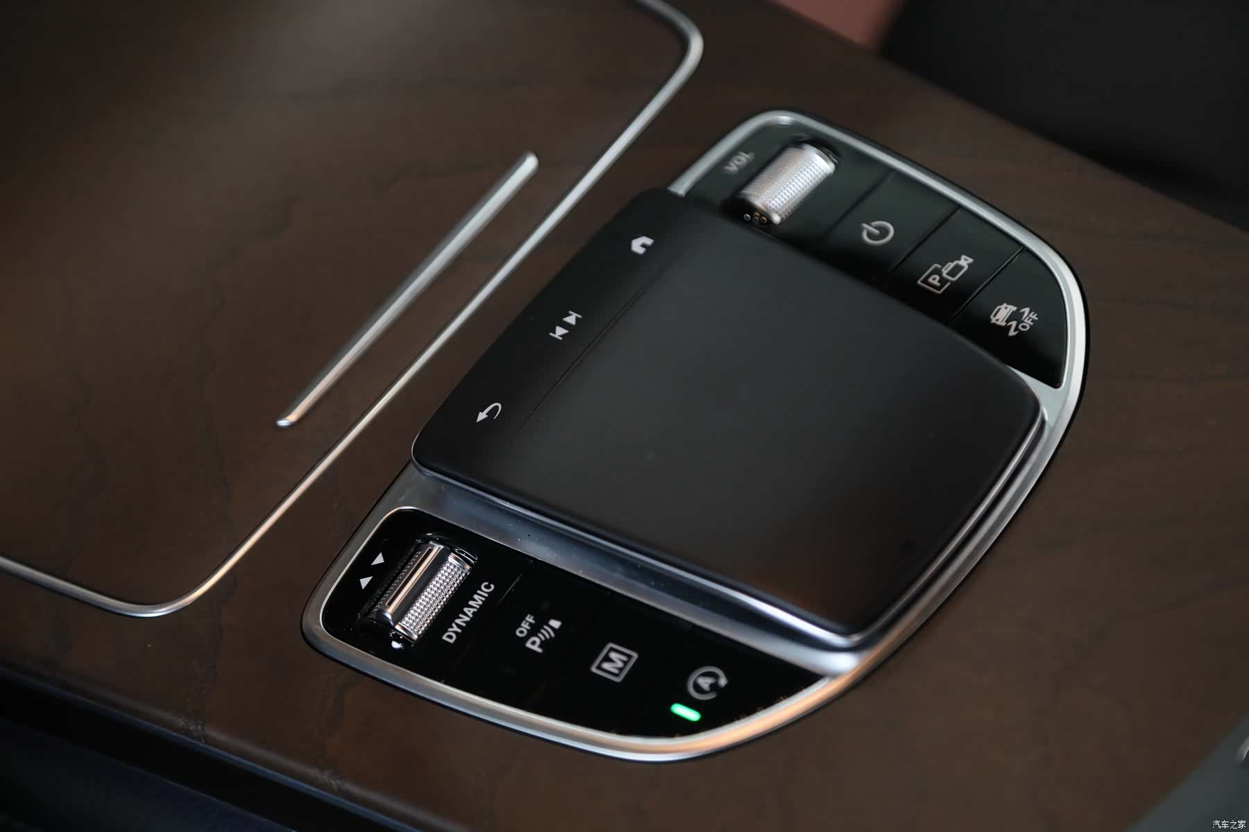 Mercedes-Benz GLC, 2022 10