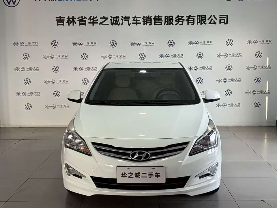 Hyundai Rena