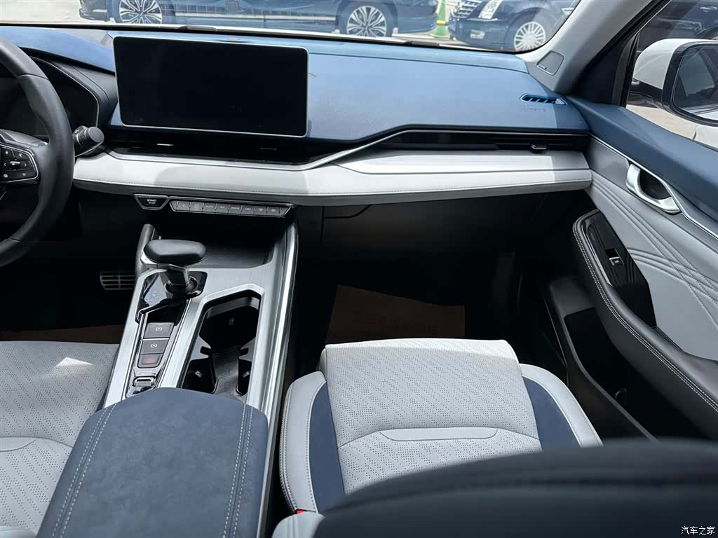 Geely Preface, 2023 6