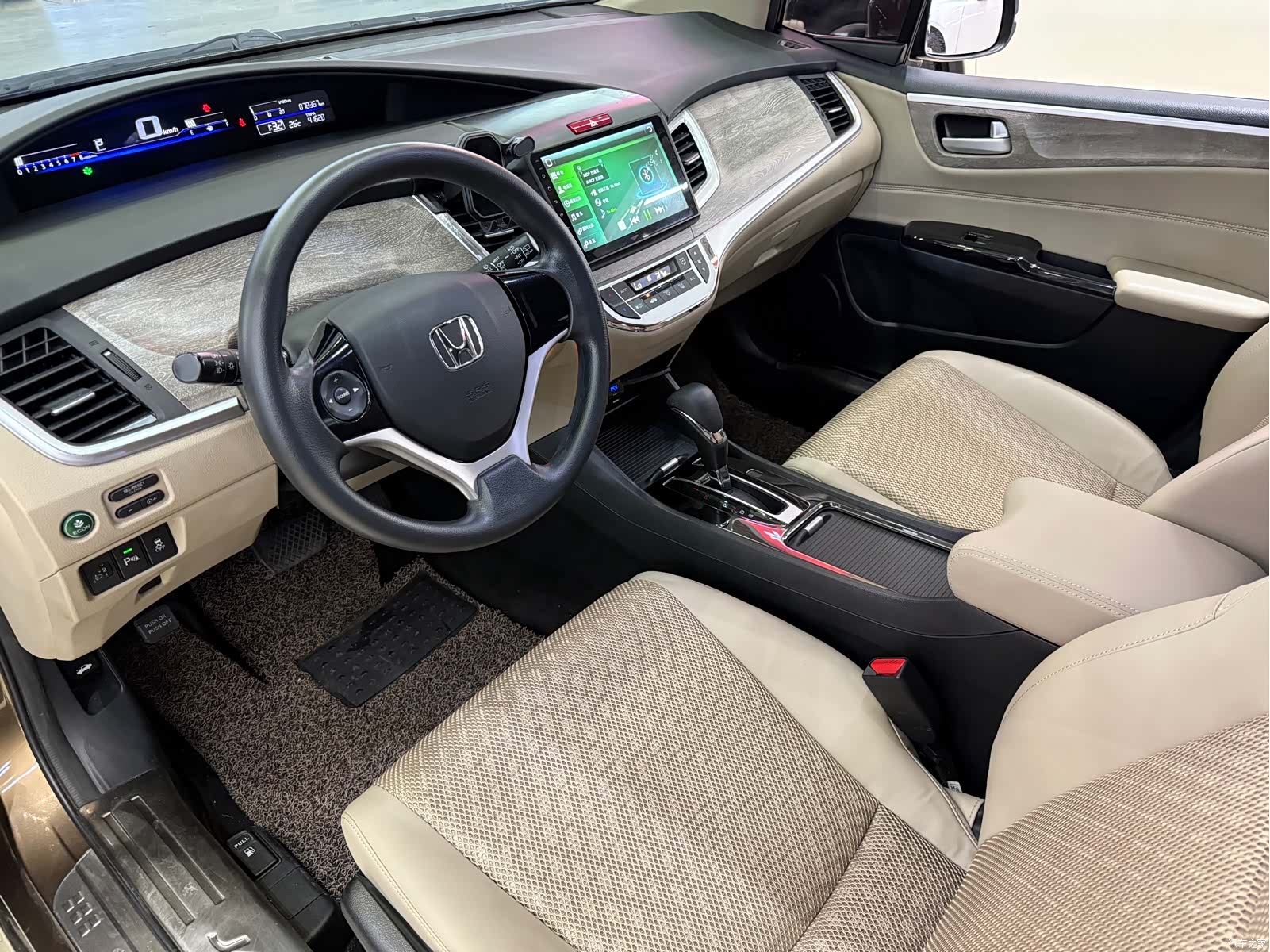 Honda Jade, 2018 15