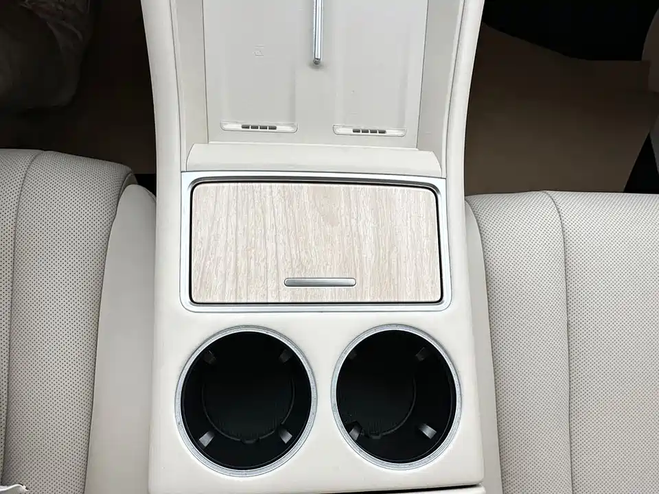 HarmonyOS Wisdom World R7