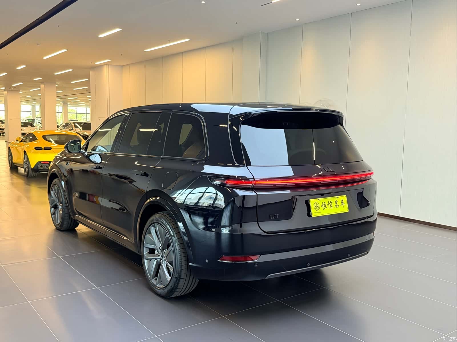 Li Auto L9, 2022 все фото