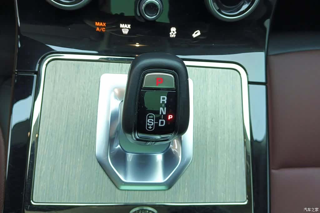 Land Rover Range Rover, 2023 16