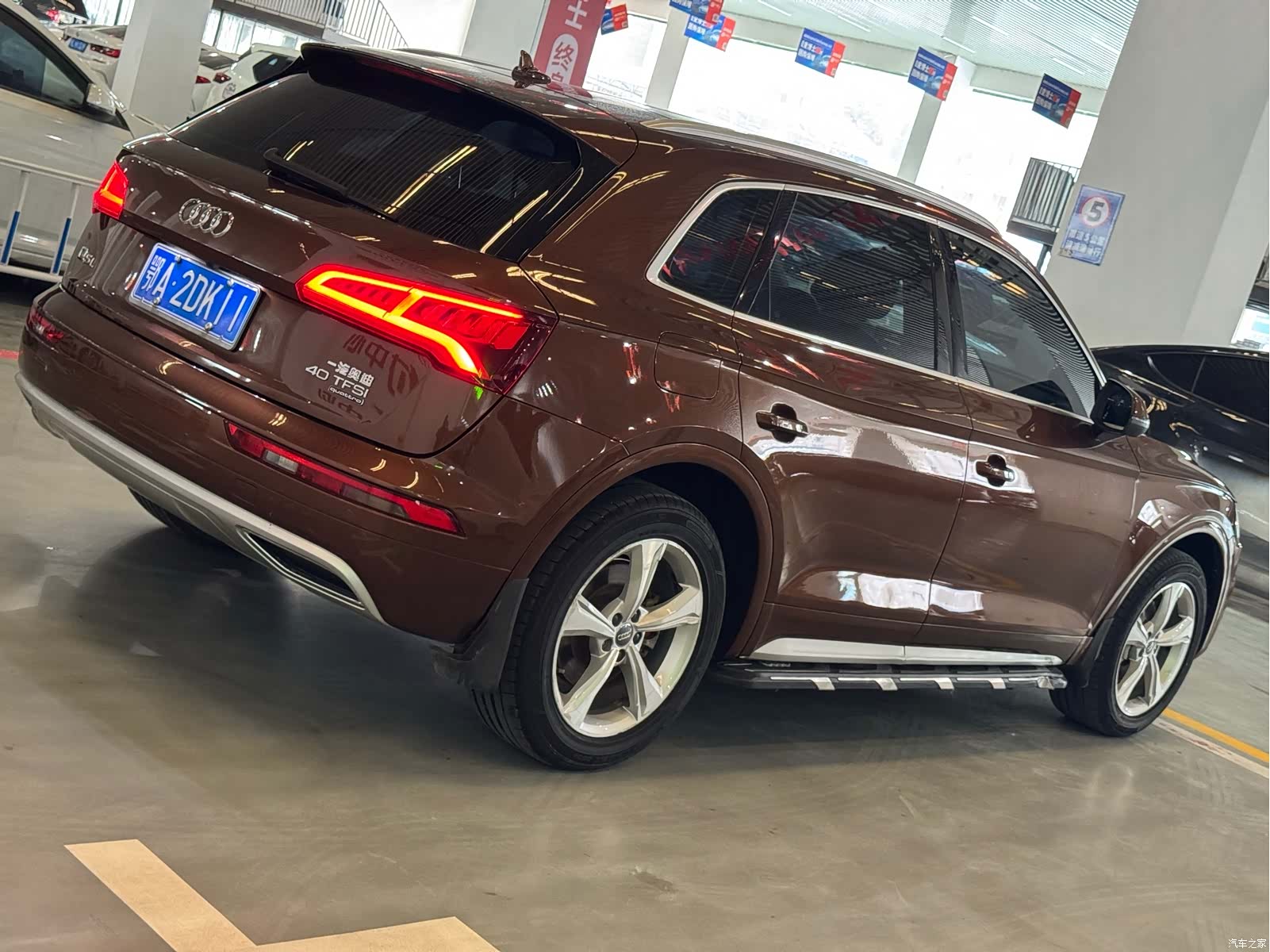 Audi Q5L, 2019 все фото