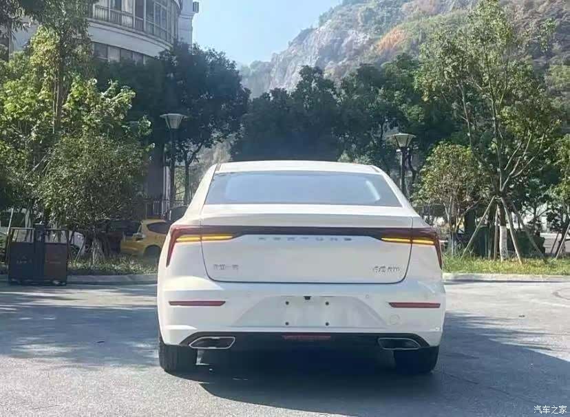 Bestune B70, 2023 6