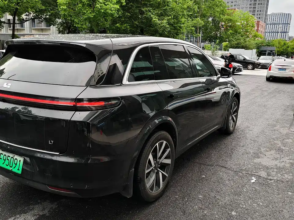 Li Auto Ideal L7