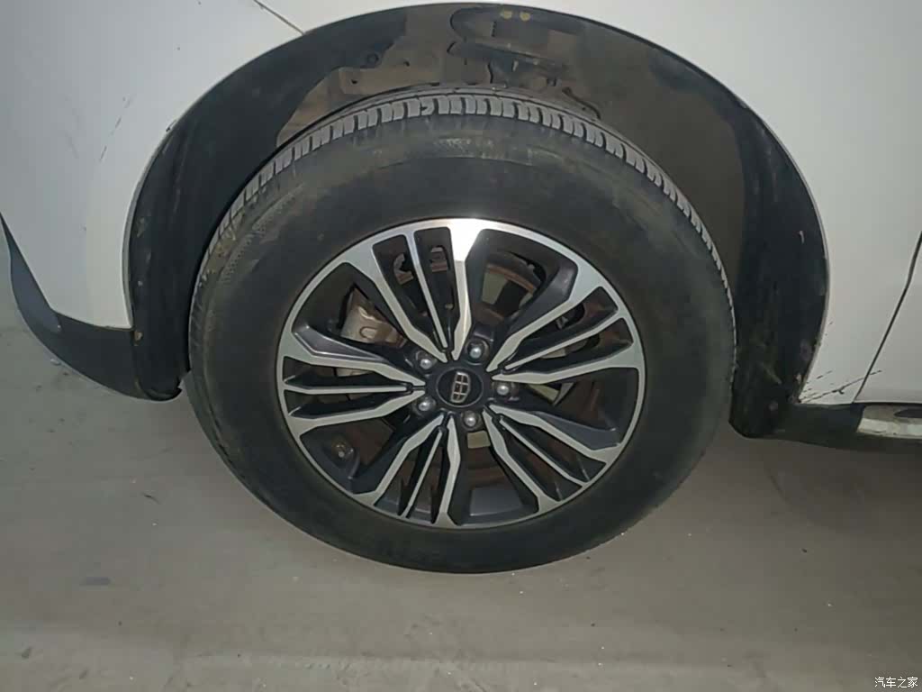Geely X6, 2016 23