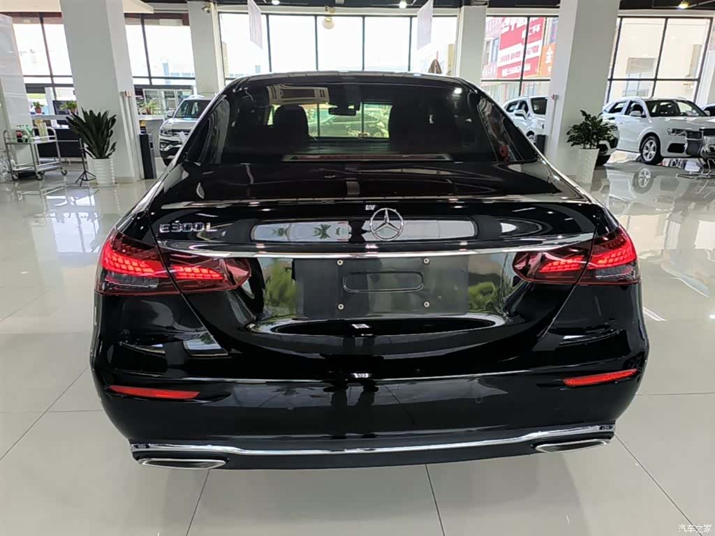 Mercedes-Benz E-Class, 2023 6