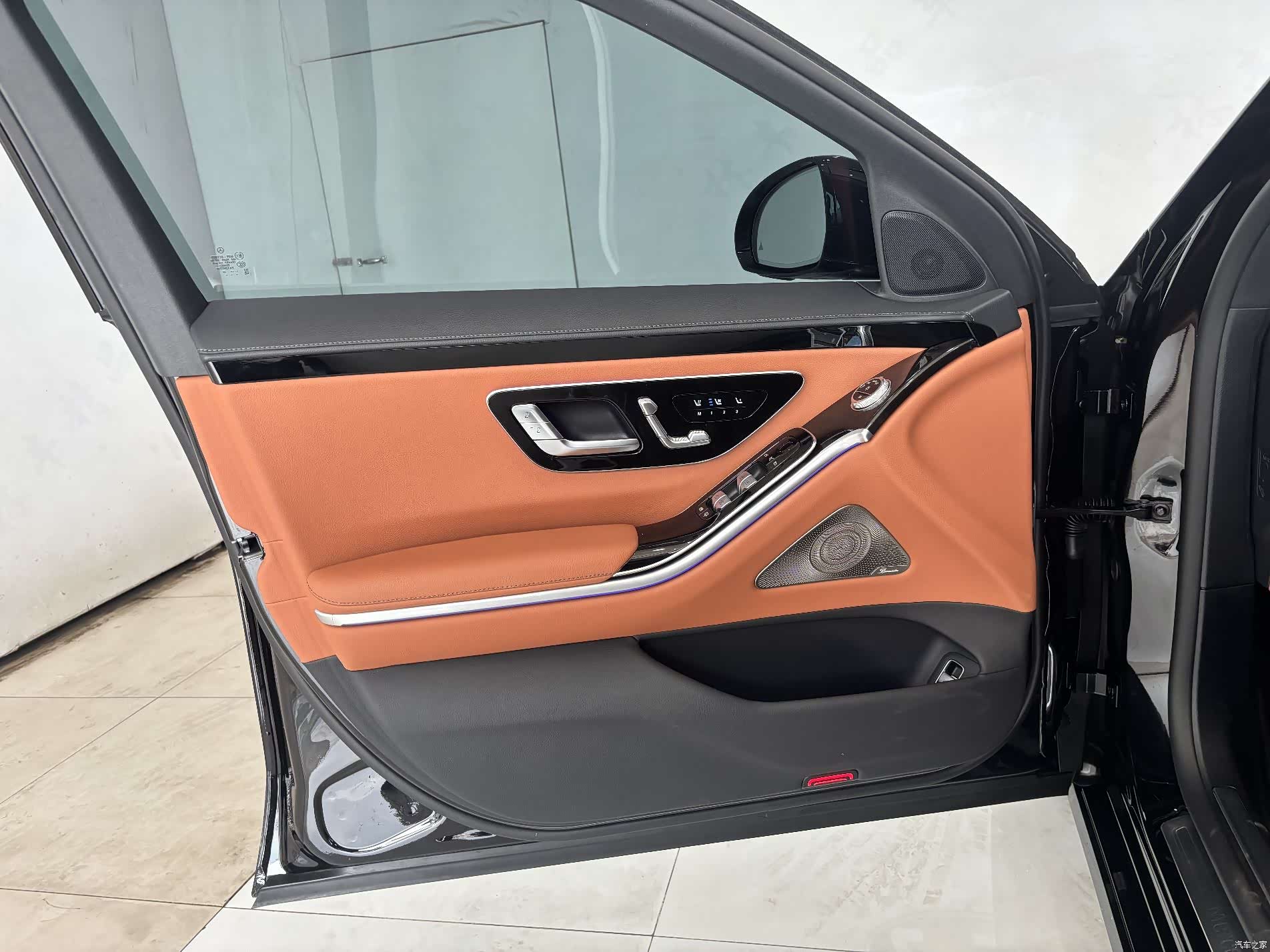 Mercedes-Benz S-Class, 2023 11