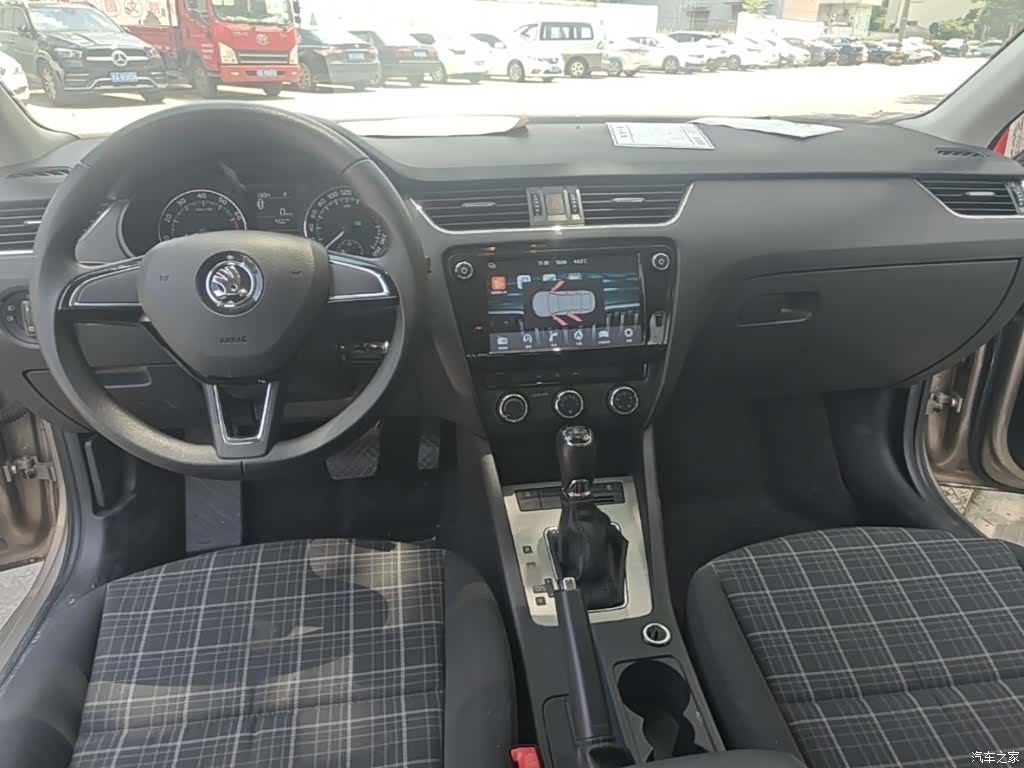 Skoda Octavia, 2018 10