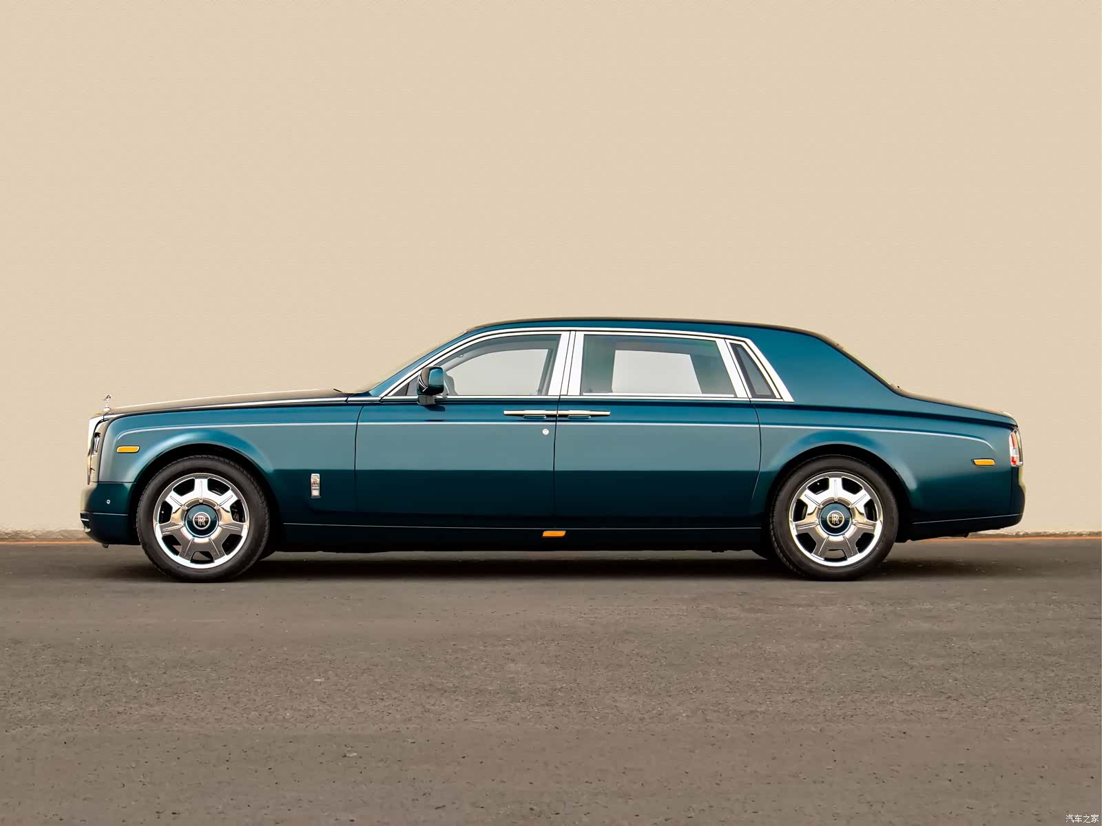 Rolls-Royce Phantom, 2013 6
