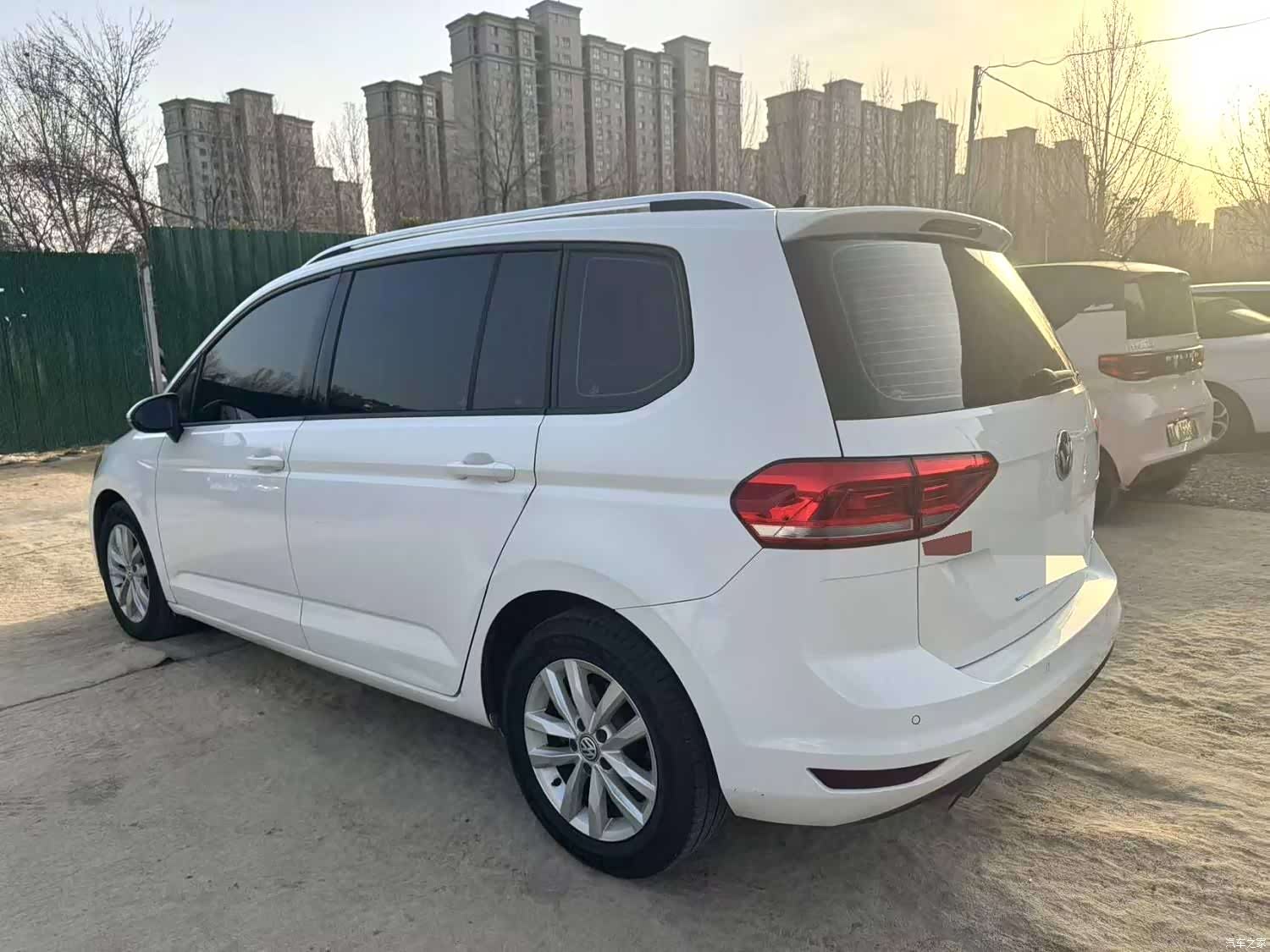 Volkswagen L, 2021 3