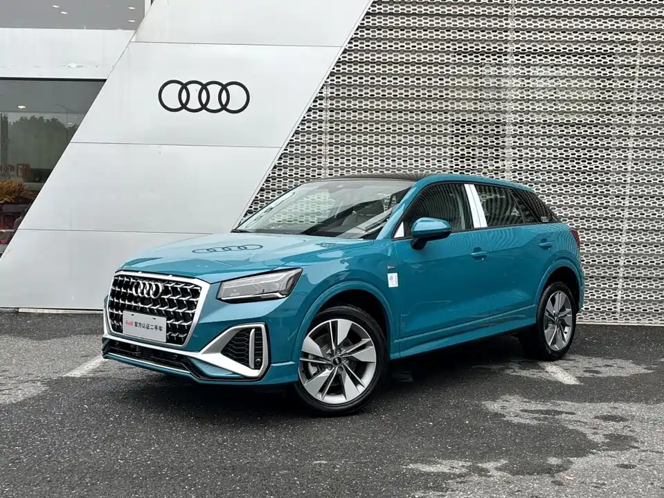 Audi Q2L