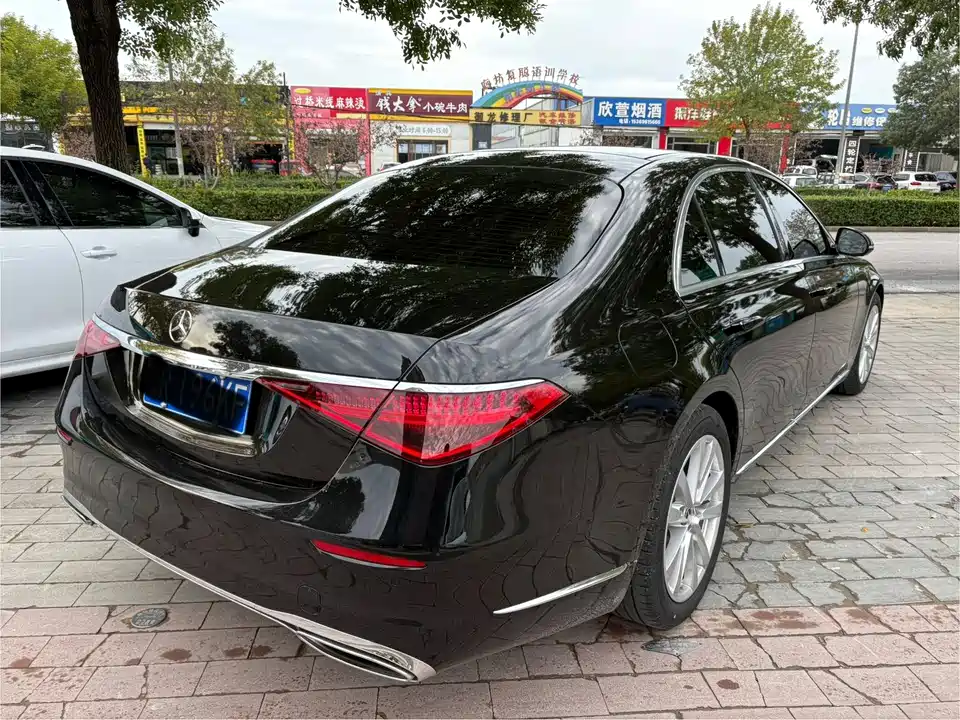 Mercedes-Benz S-class Mercedes-Benz S-class