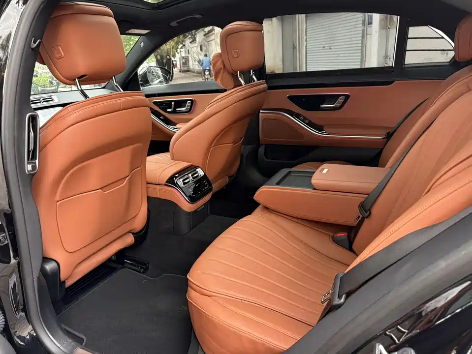 Mercedes-Benz S-class Mercedes-Benz S-class