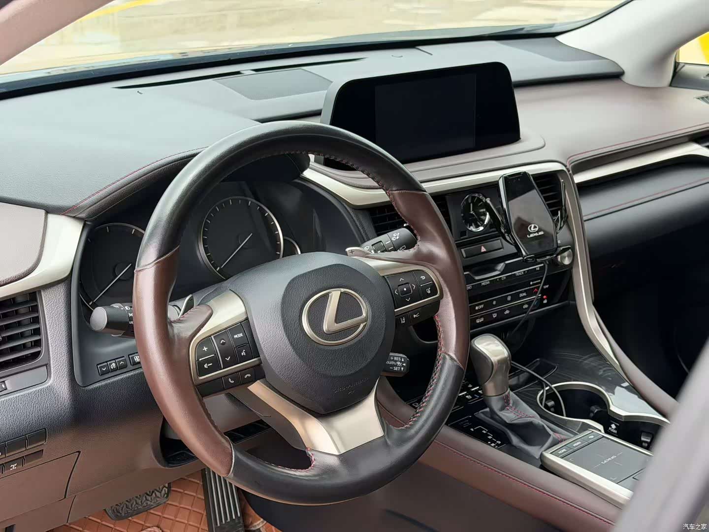 Lexus RX, 2020 все фото