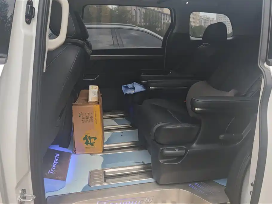 Trumpchi Trumpchi M8