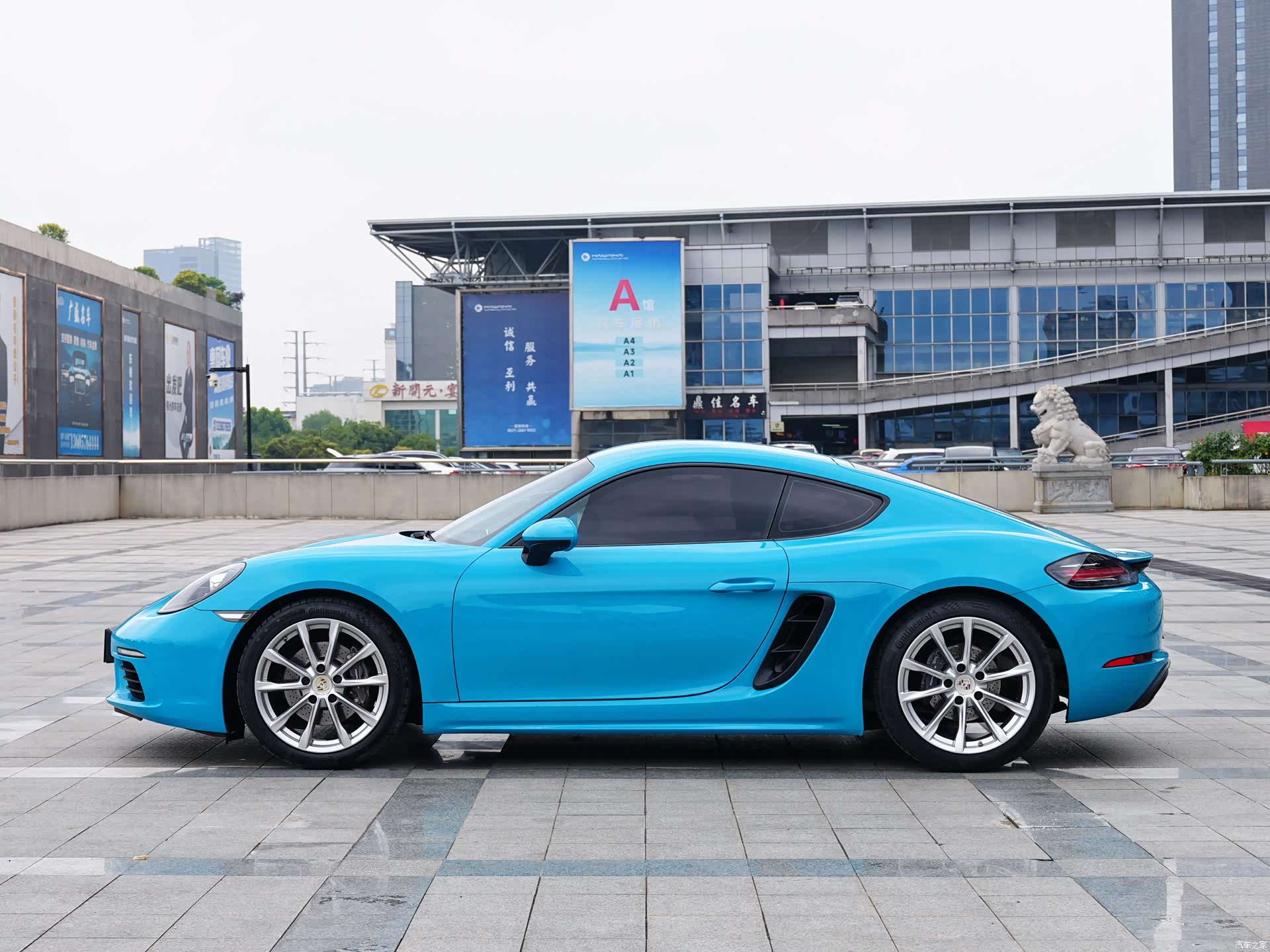Porsche Cayman, 2018 3
