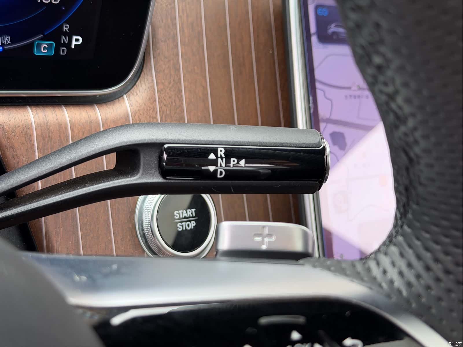 Mercedes-Benz EQE, 2023 11