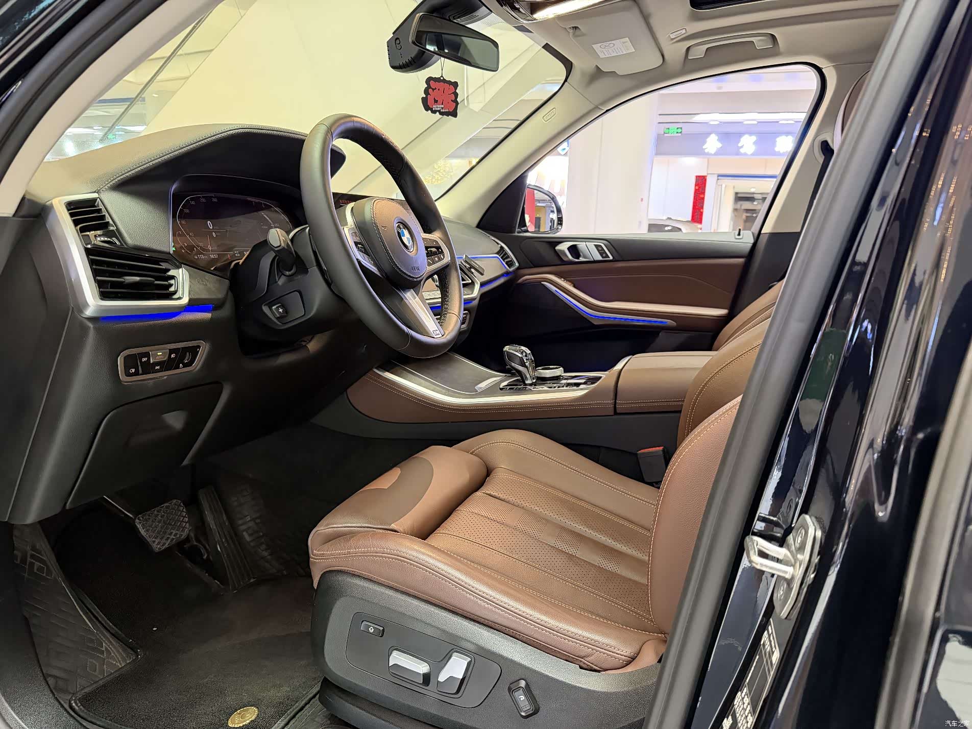 BMW X5, 2022 все фото