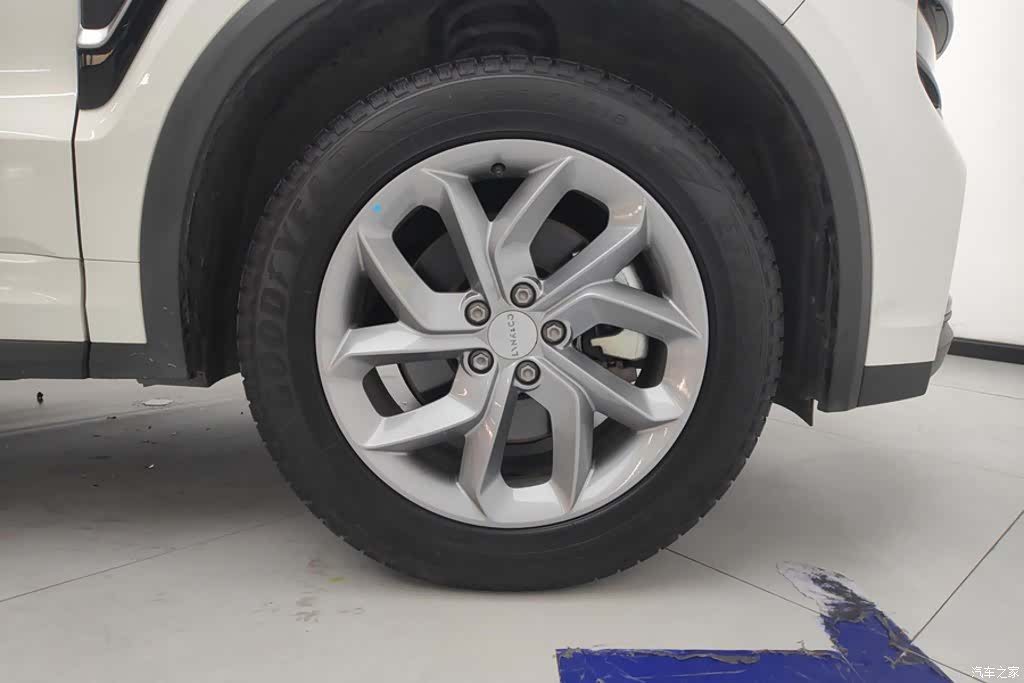 Lynk & Co 01, 2024 6