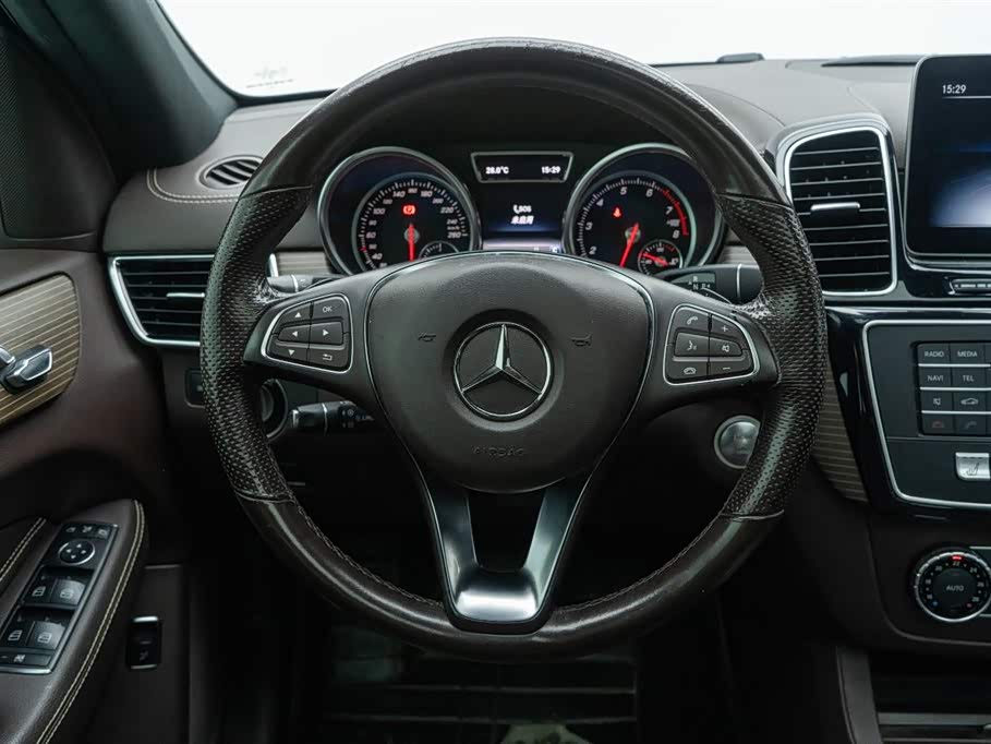 Mercedes-Benz GLE Mercedes-Benz GLE