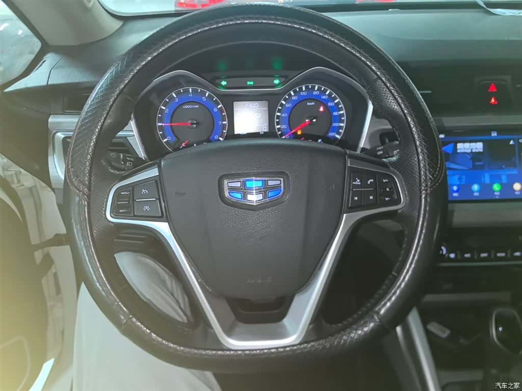 Geely X3, 2018 11