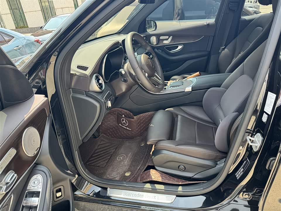 Mercedes-Benz GLC Mercedes-Benz GLC