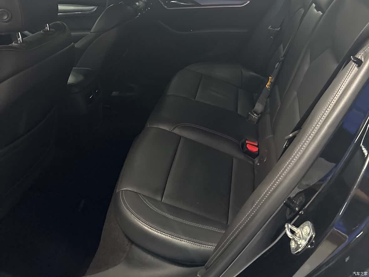 Cadillac CT5, 2022 11