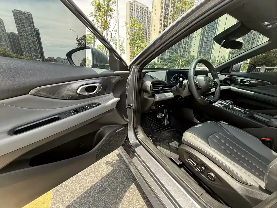 Trumpchi Shadow Leopard