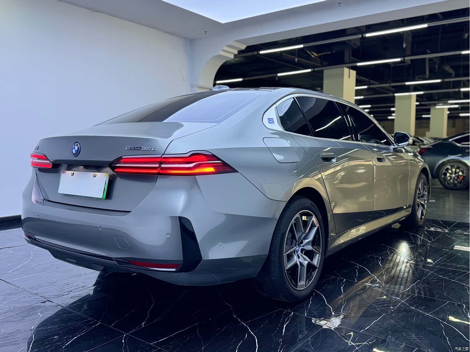BMW i5, 2024 20