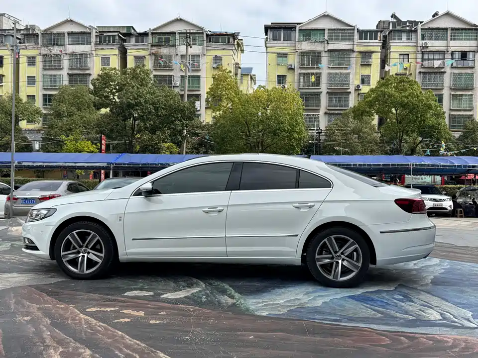 Volkswagen CC