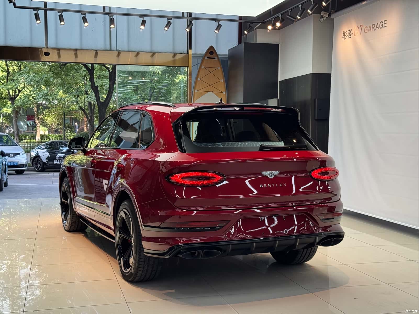 Bentley Bentayga, 2022 7