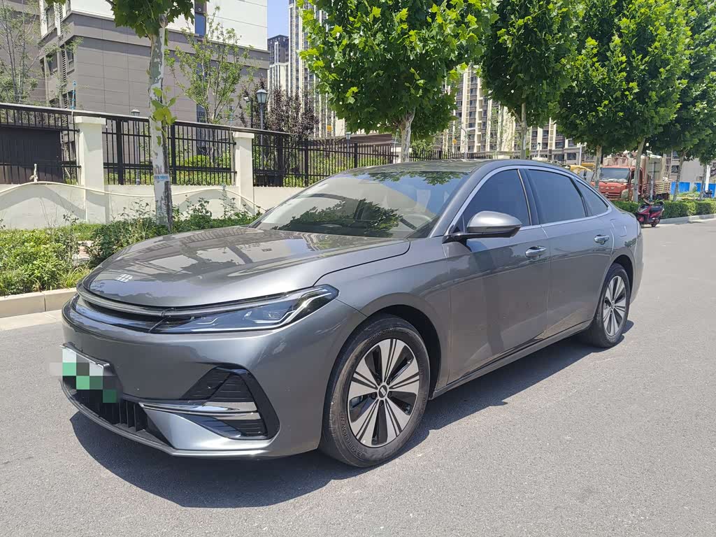 Geely Galaxy A7 EM