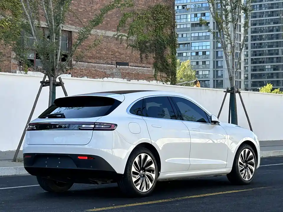 HarmonyOS Ask the world M5