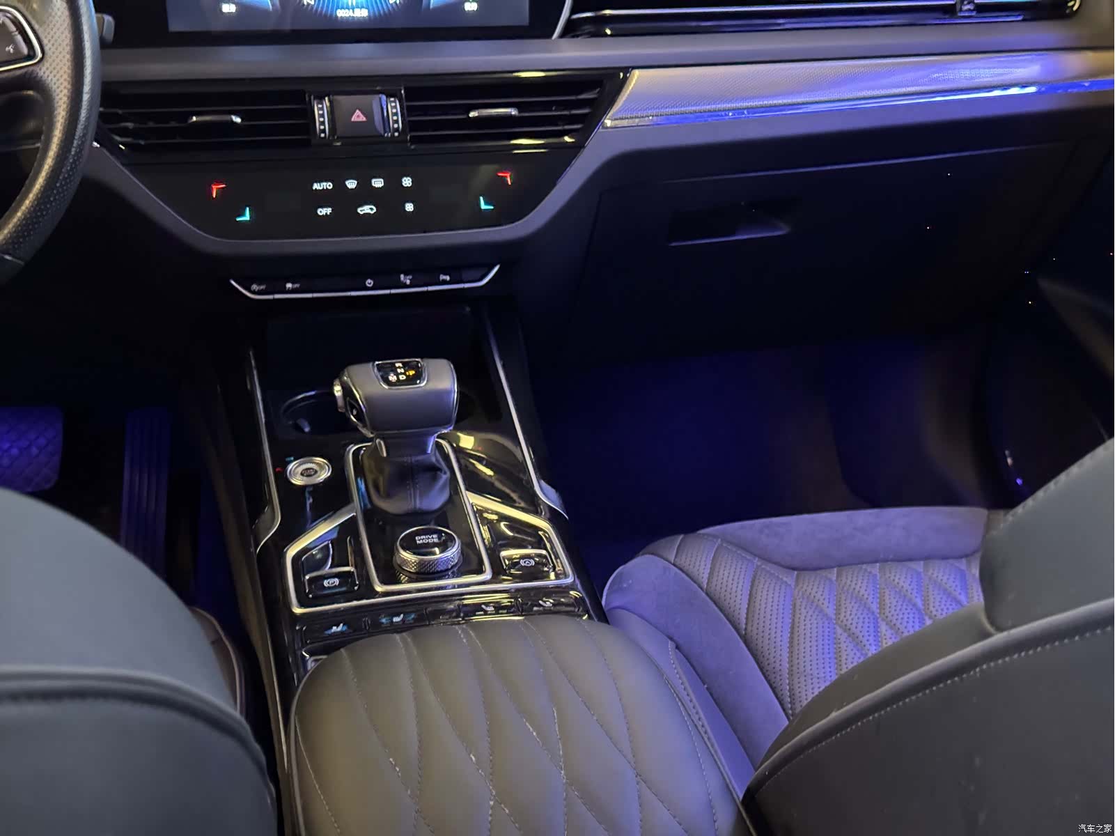 Hongqi HS5, 2022 21