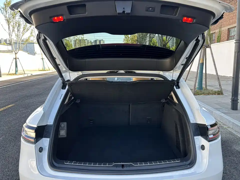 HarmonyOS Ask the world M5