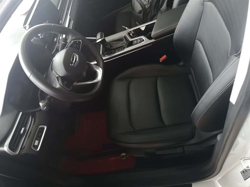 Geely Emgrand, 2022 15