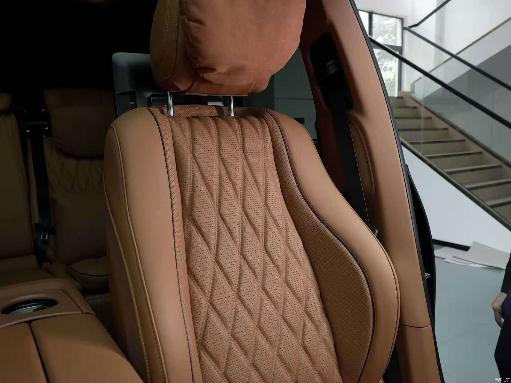 Maybach GLS, 2025 26
