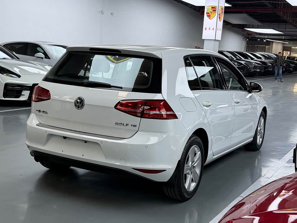 Volkswagen golf