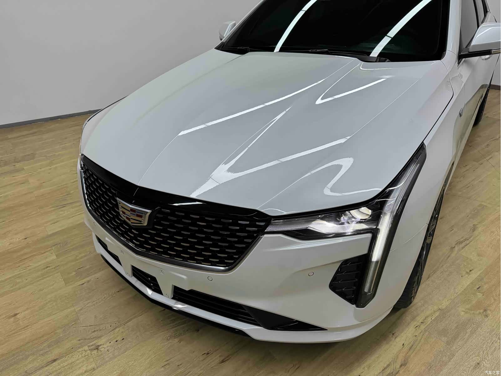Cadillac CT4, 2023 4