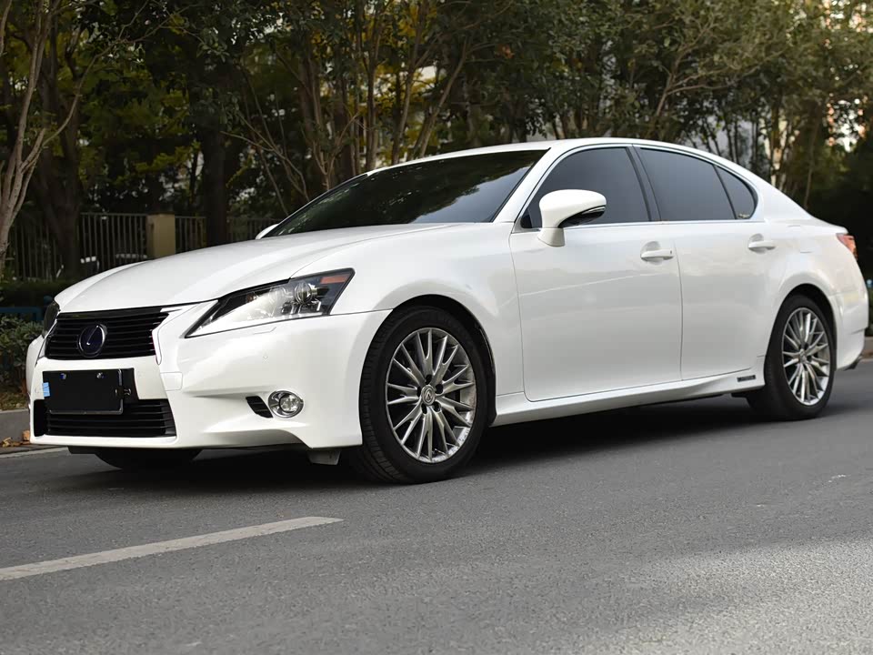 Lexus GS