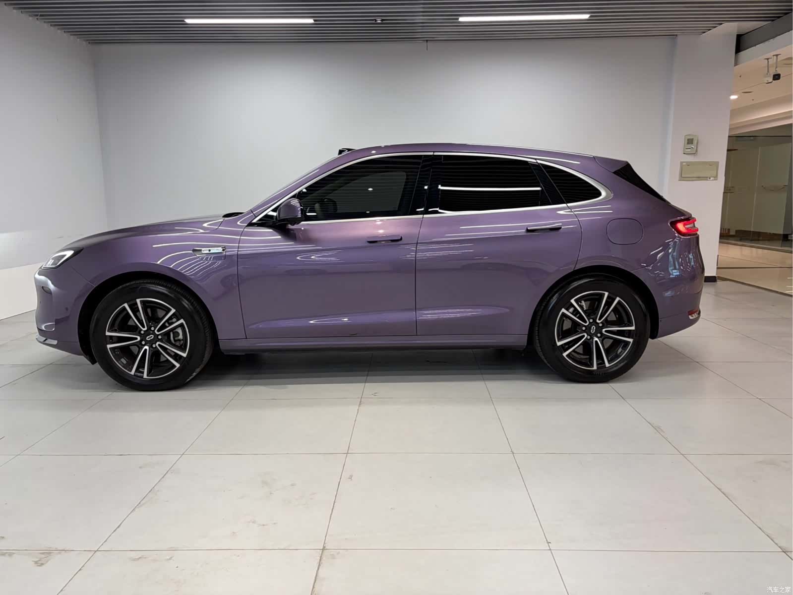 AITO M5, 2025 3
